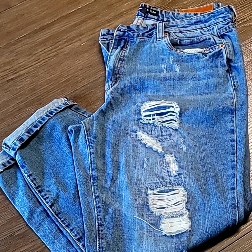 Women Denim Crop Jeans- Hollywood & Vine